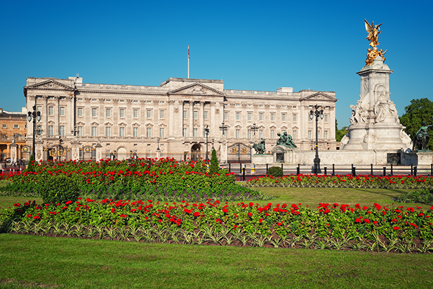 バッキンガム宮殿の改修費すら出せない イギリス王室は破産寸前 お金に関する海外の反応 お金の学校